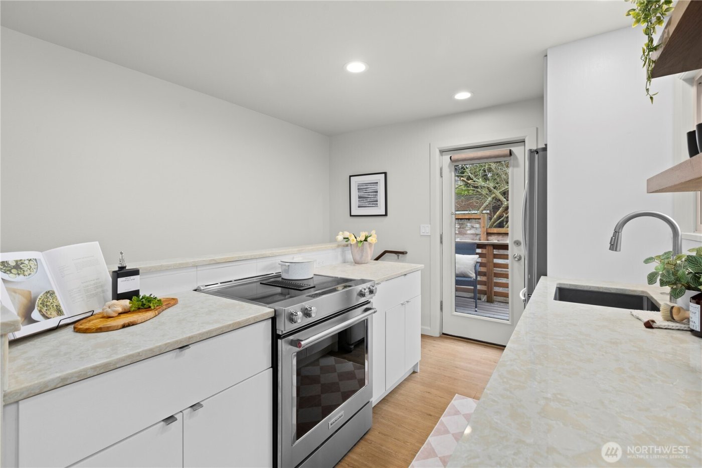 3911 SW Forest Street , Seattle, WA 98116