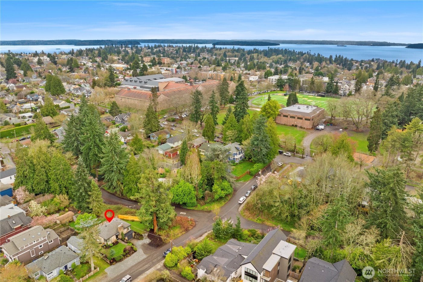 3911 SW Forest Street , Seattle, WA 98116