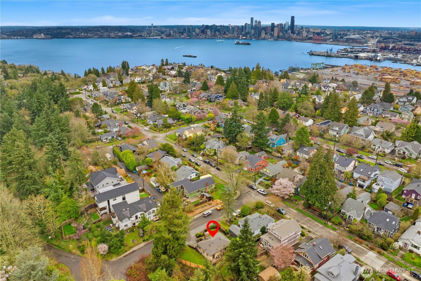 3911 SW Forest Street , Seattle, WA 98116