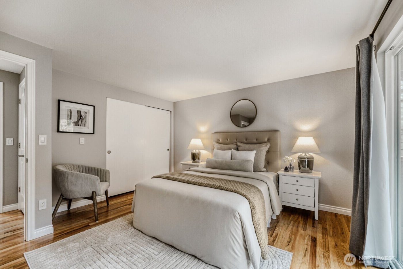 7927 5th Avenue SW, Seattle, WA 98106