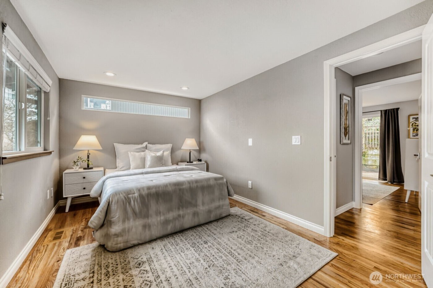 7927 5th Avenue SW, Seattle, WA 98106