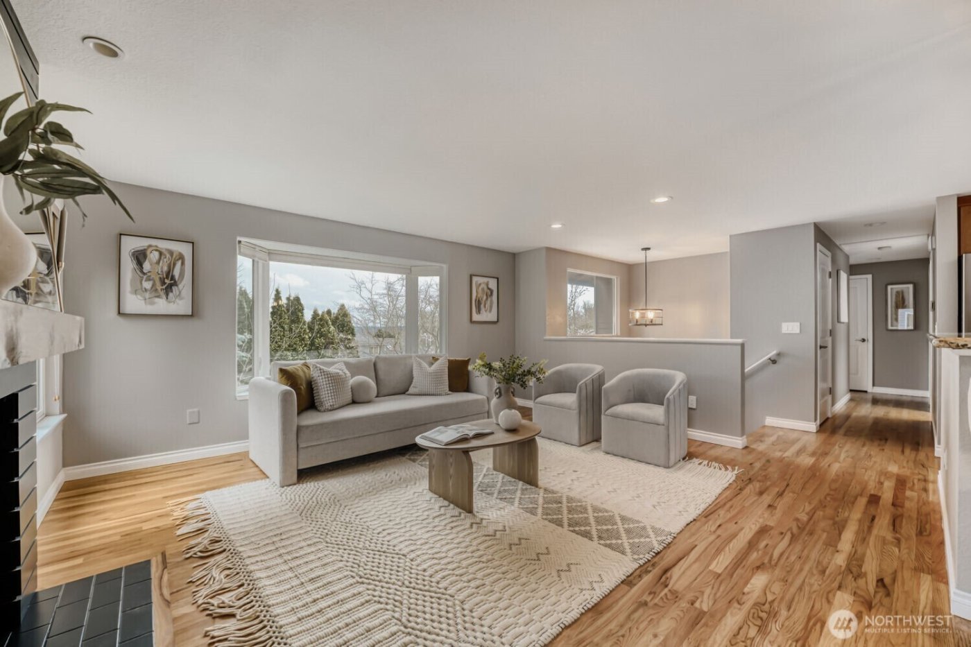 7927 5th Avenue SW, Seattle, WA 98106