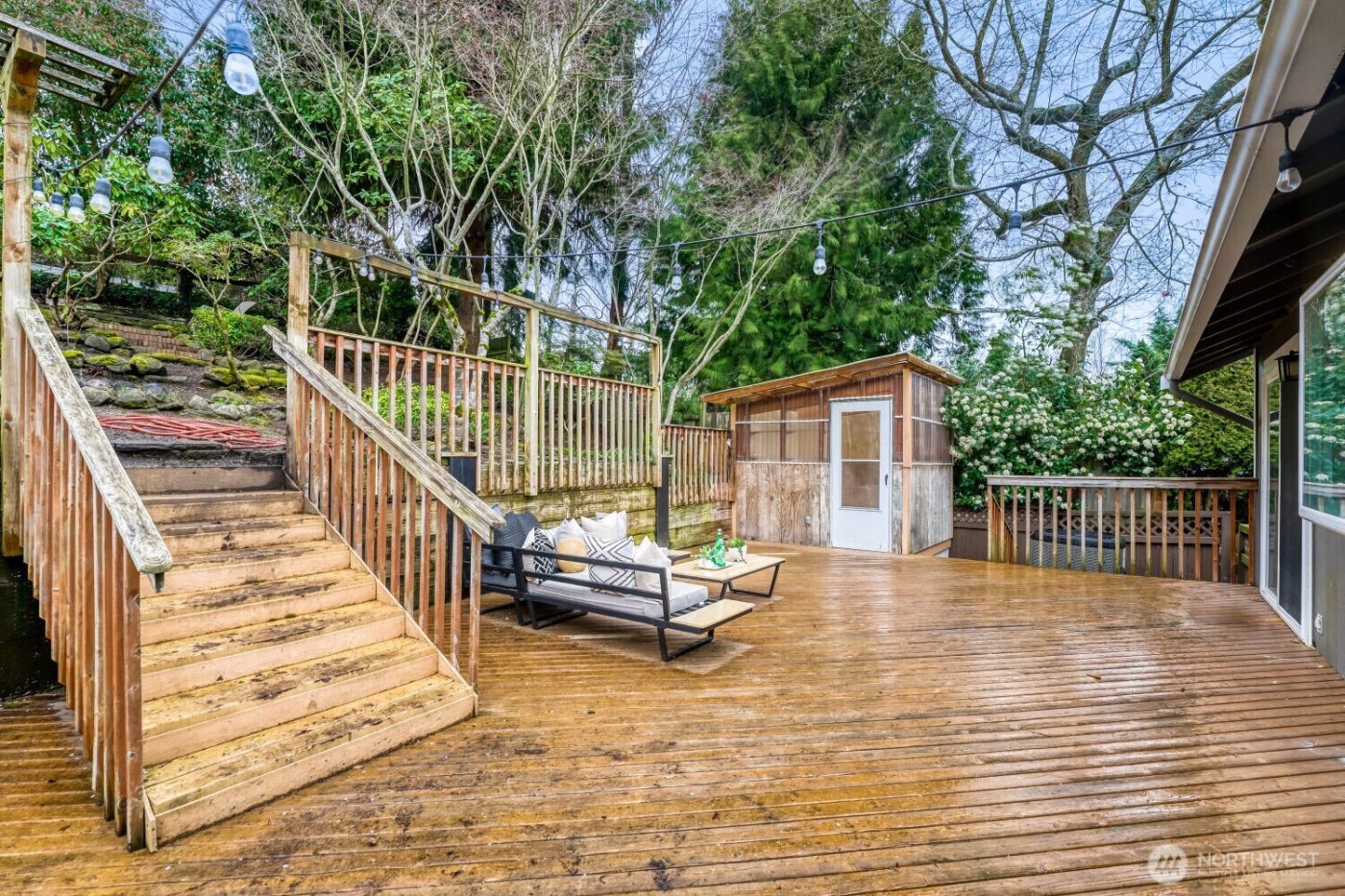 7927 5th Avenue SW, Seattle, WA 98106