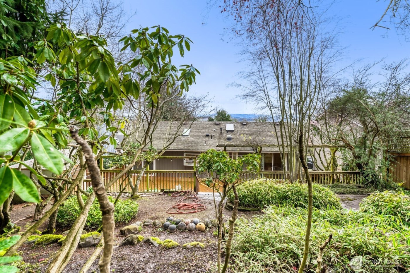 7927 5th Avenue SW, Seattle, WA 98106