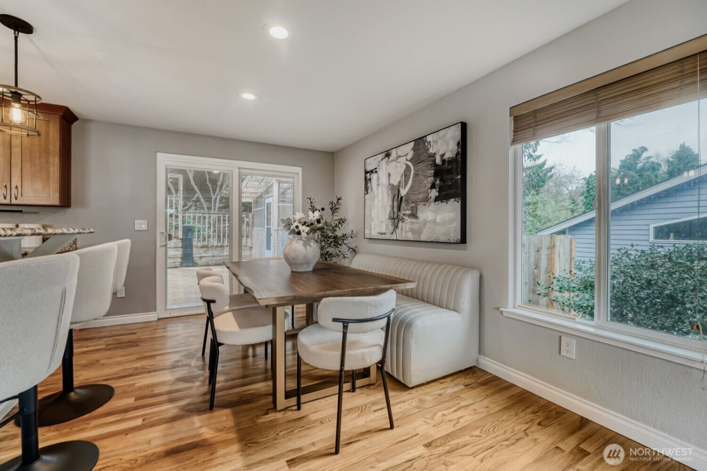 7927 5th Avenue SW, Seattle, WA 98106