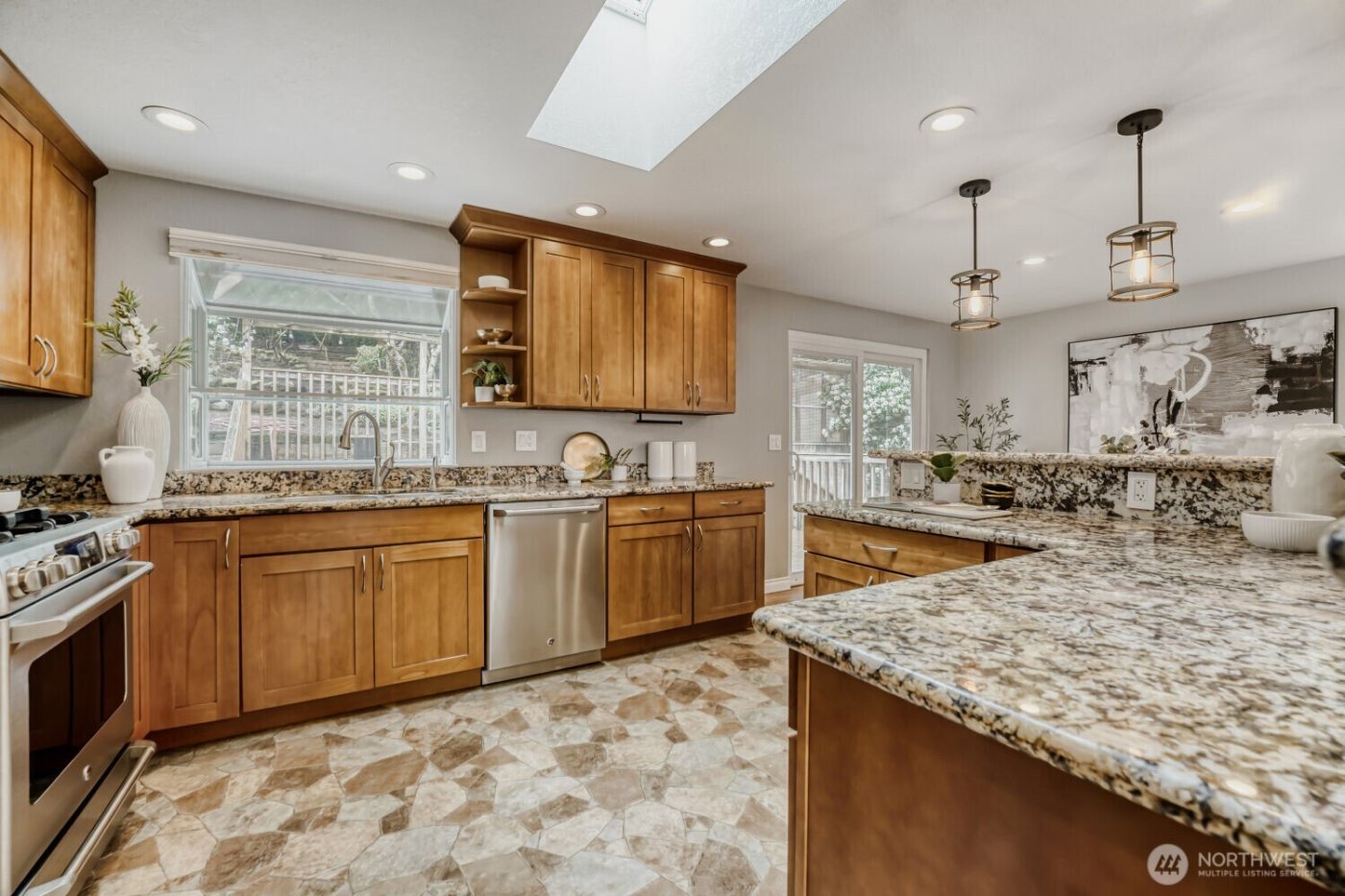 7927 5th Avenue SW, Seattle, WA 98106