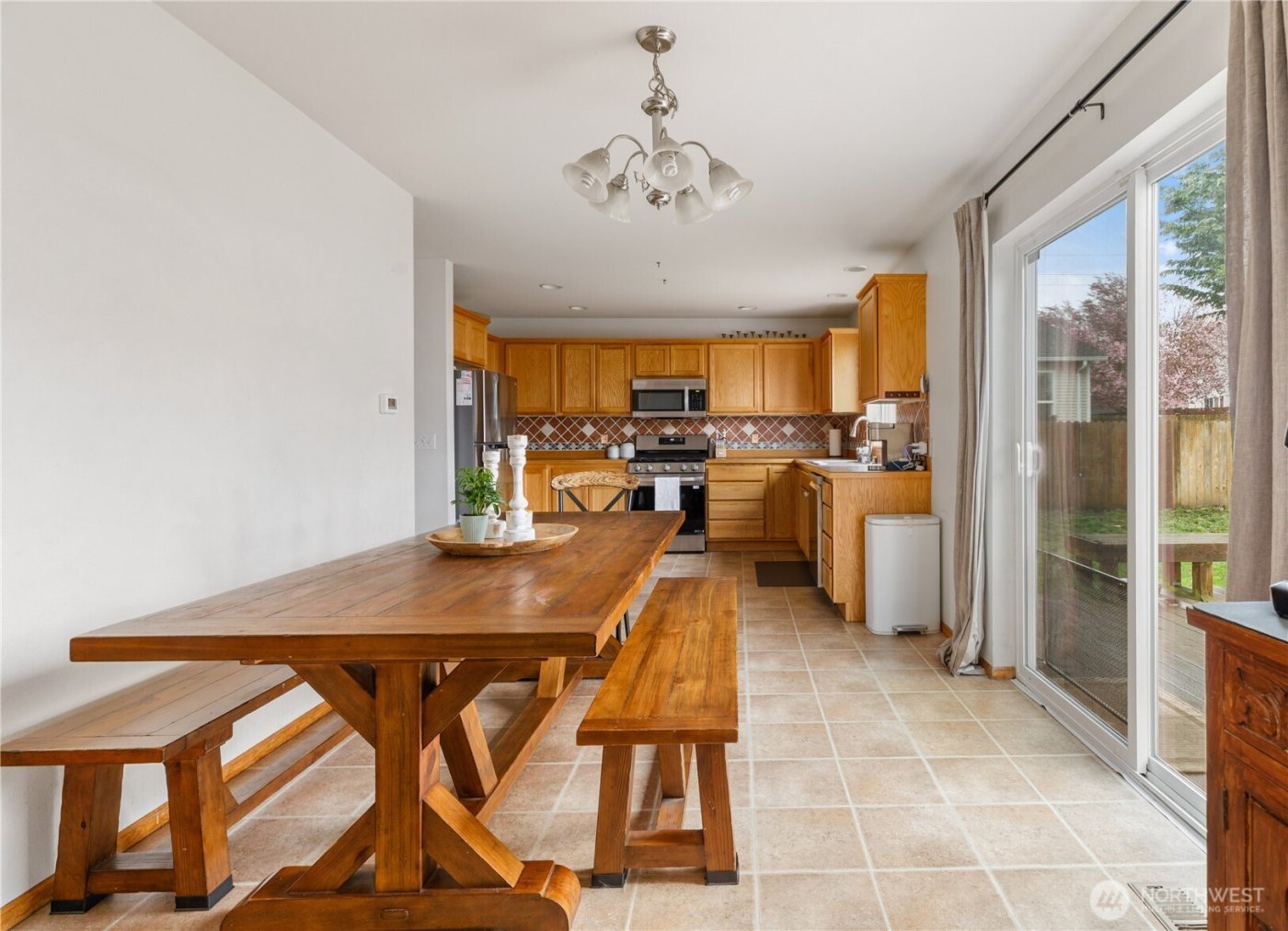 64 SW Festival Court , Oak Harbor, WA 98277