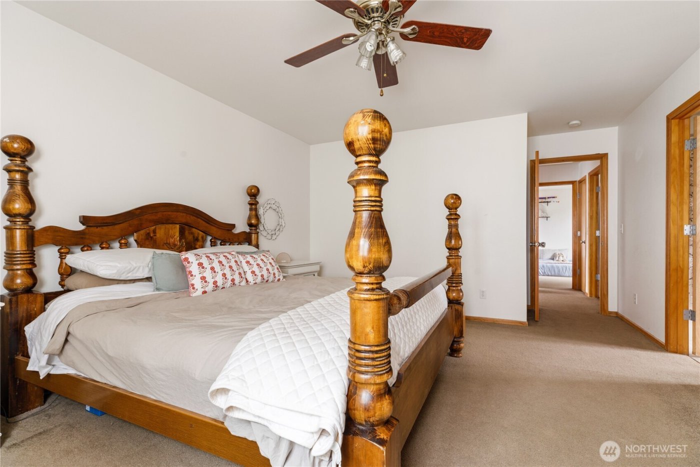 64 SW Festival Court , Oak Harbor, WA 98277