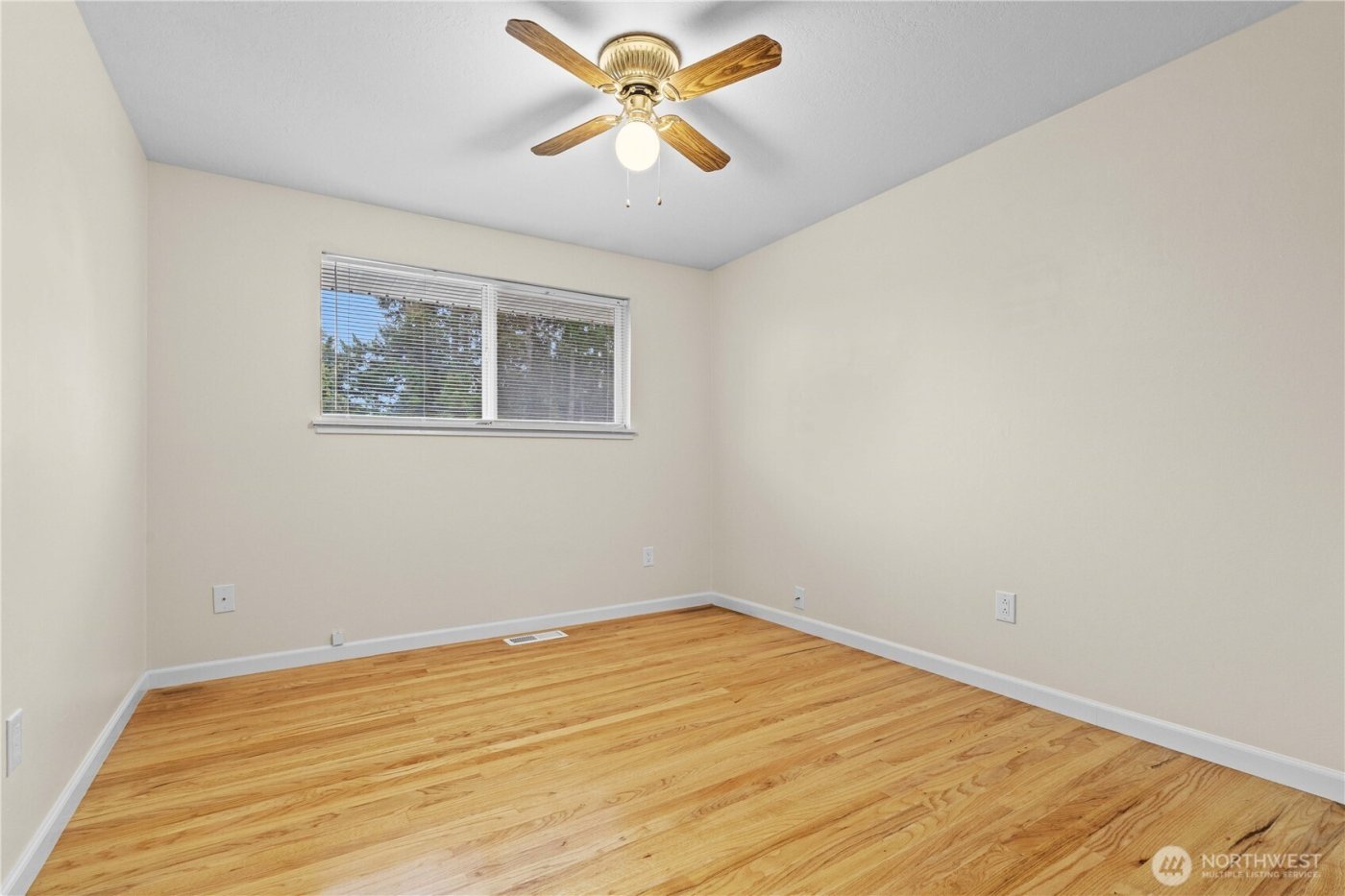 16709 58th Place W, Lynnwood, WA 98037