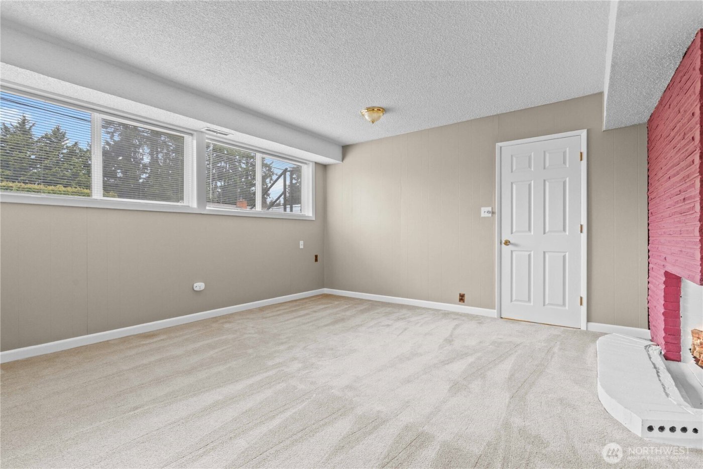 16709 58th Place W, Lynnwood, WA 98037