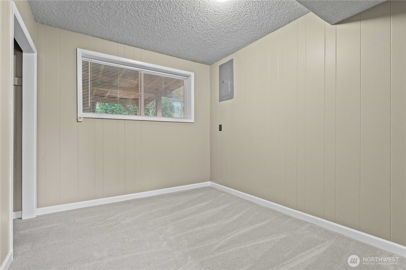 16709 58th Place W, Lynnwood, WA 98037