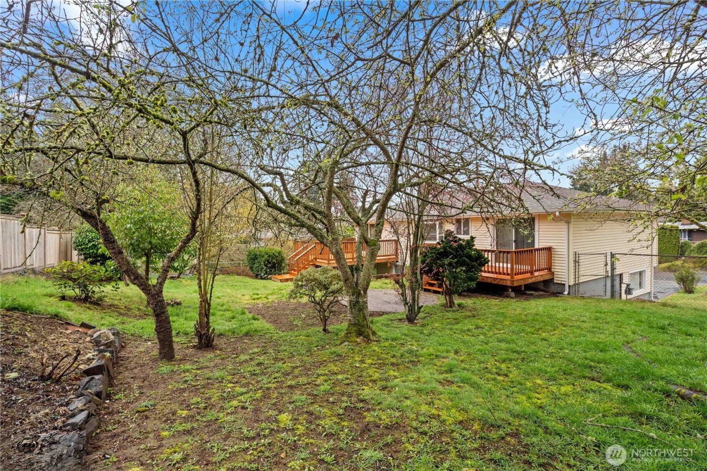 16709 58th Place W, Lynnwood, WA 98037