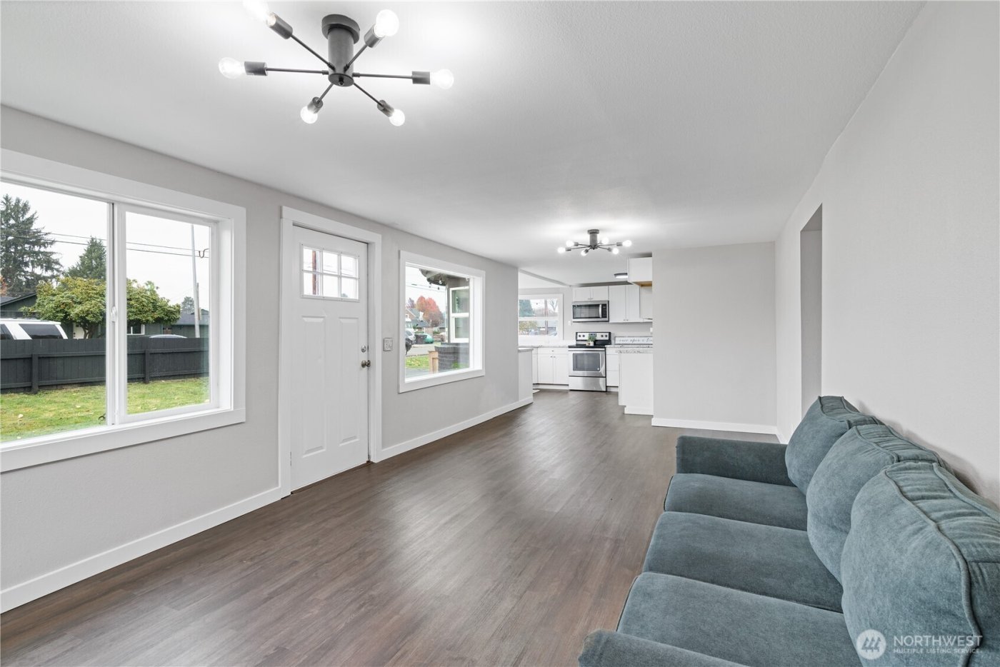 3317 Olive Way , Longview, WA 98632