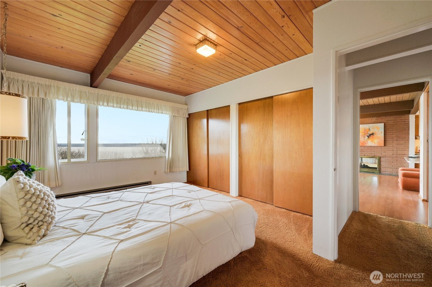 12895 Shorecrest Drive SW, Seattle, WA 98146