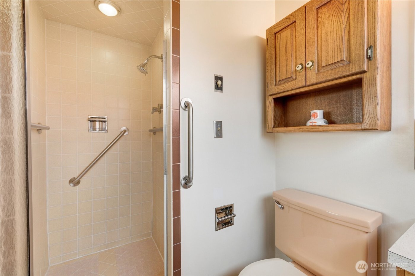 12895 Shorecrest Drive SW, Seattle, WA 98146