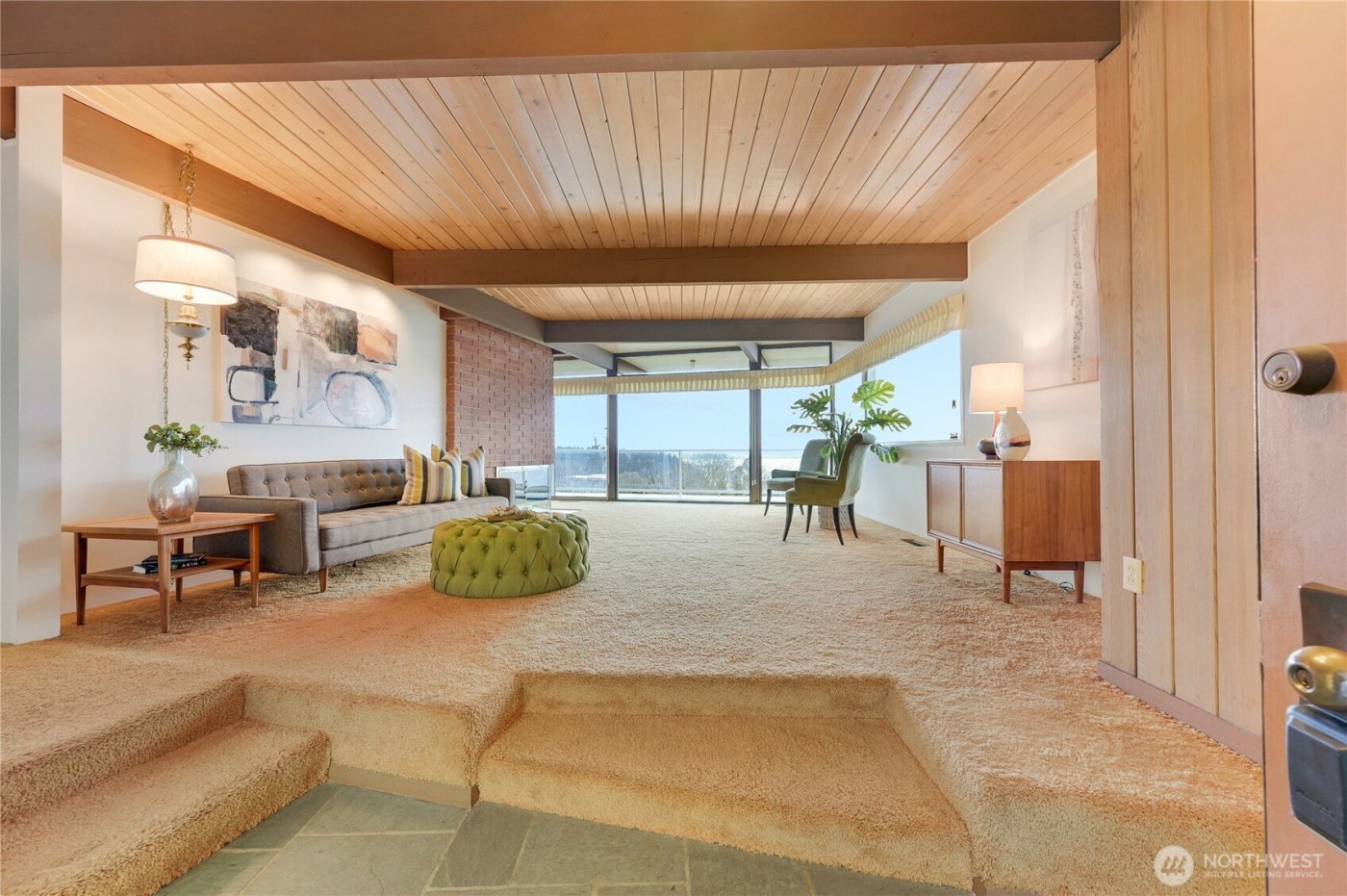 12895 Shorecrest Drive SW, Seattle, WA 98146