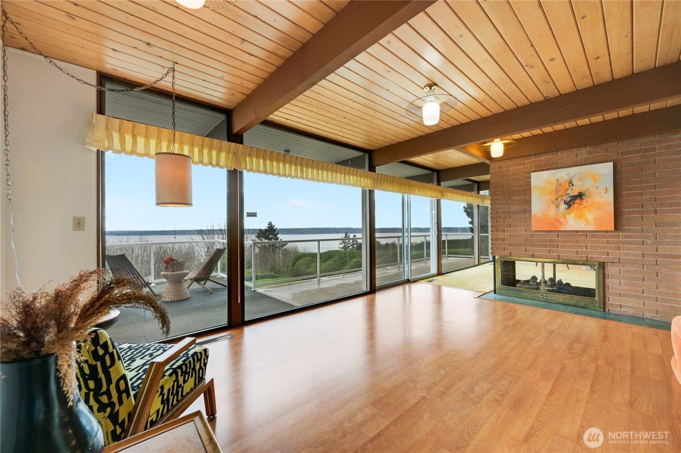 12895 Shorecrest Drive SW, Seattle, WA 98146