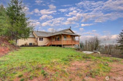 498 Bryant Hill Road , Woodland, WA 98674