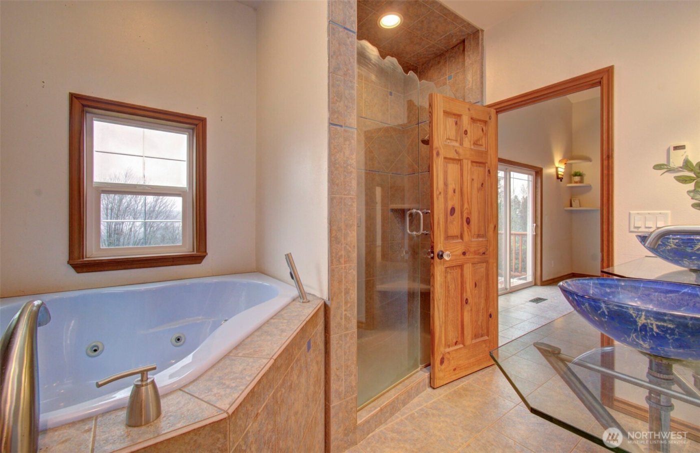 498 Bryant Hill Road , Woodland, WA 98674