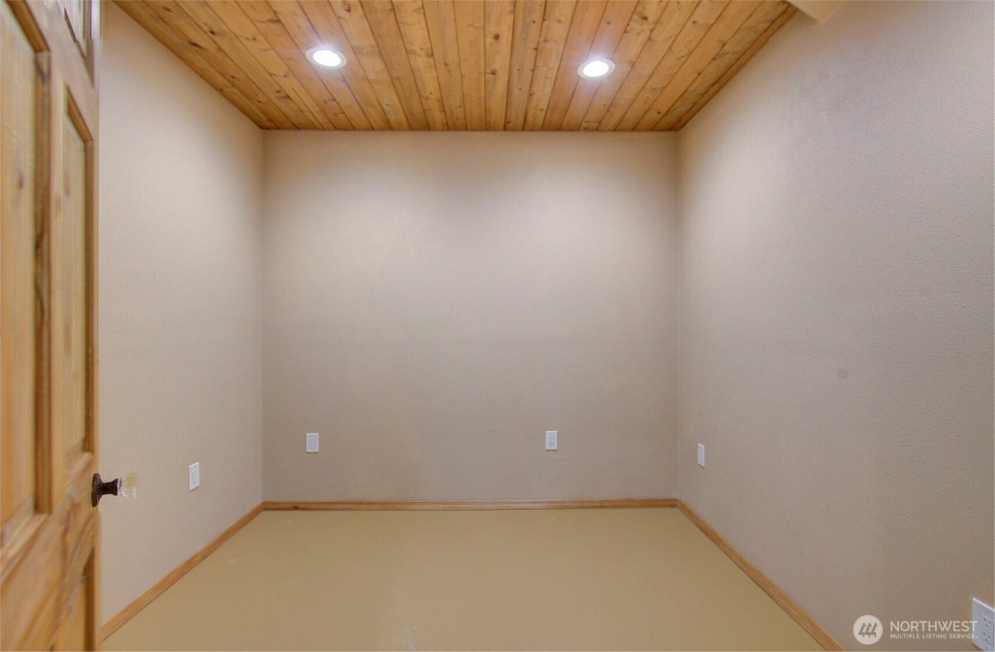 498 Bryant Hill Road , Woodland, WA 98674