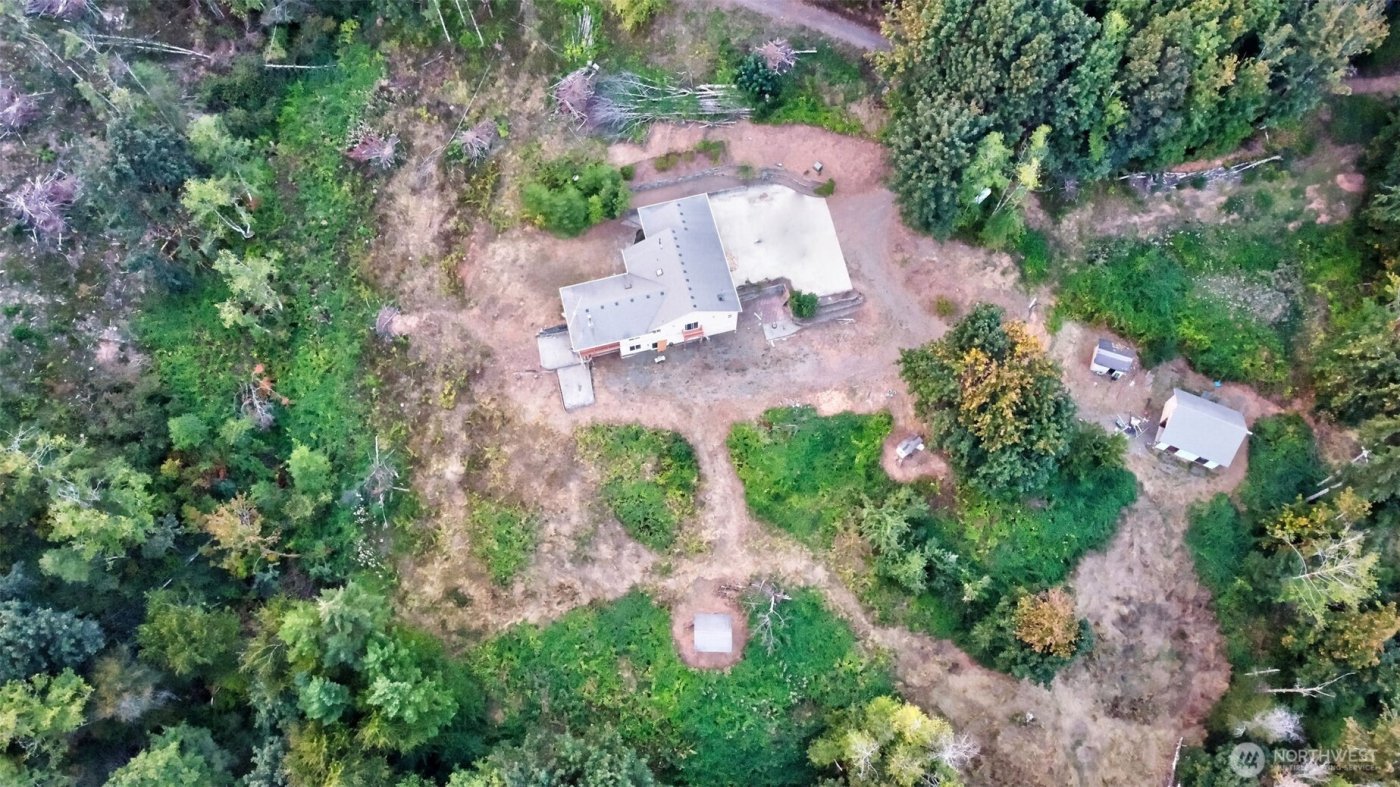 498 Bryant Hill Road , Woodland, WA 98674