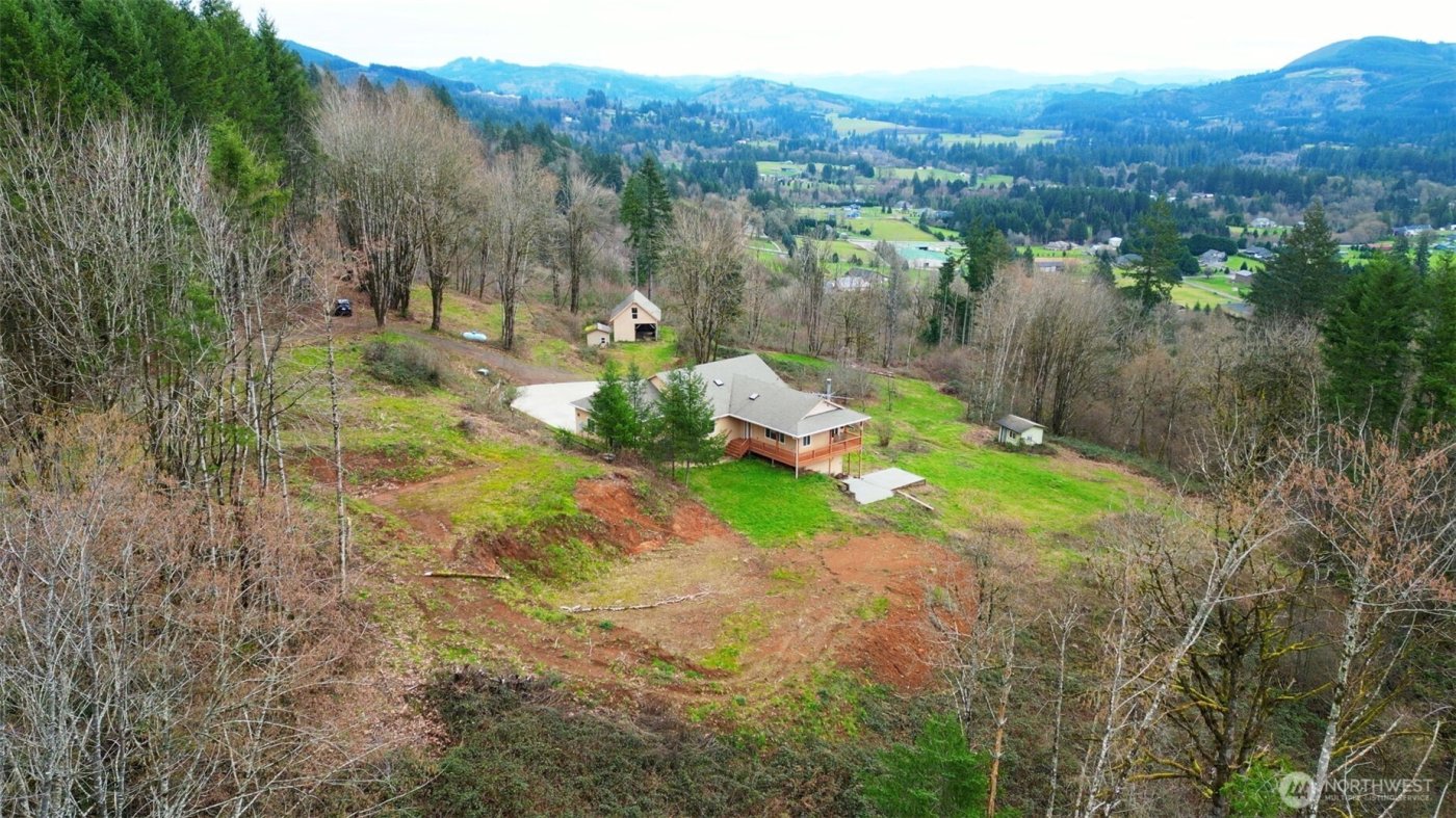 498 Bryant Hill Road , Woodland, WA 98674