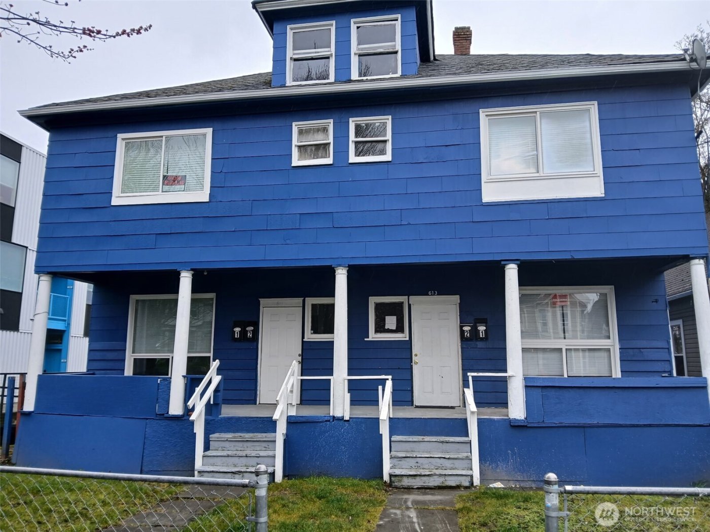 611 613 S Ainsworth Ave #A/B, Tacoma, WA 98405-7893