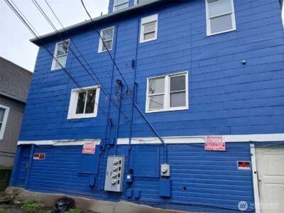 611 613 S Ainsworth Ave #A/B, Tacoma, WA 98405-7893 - Photo 2