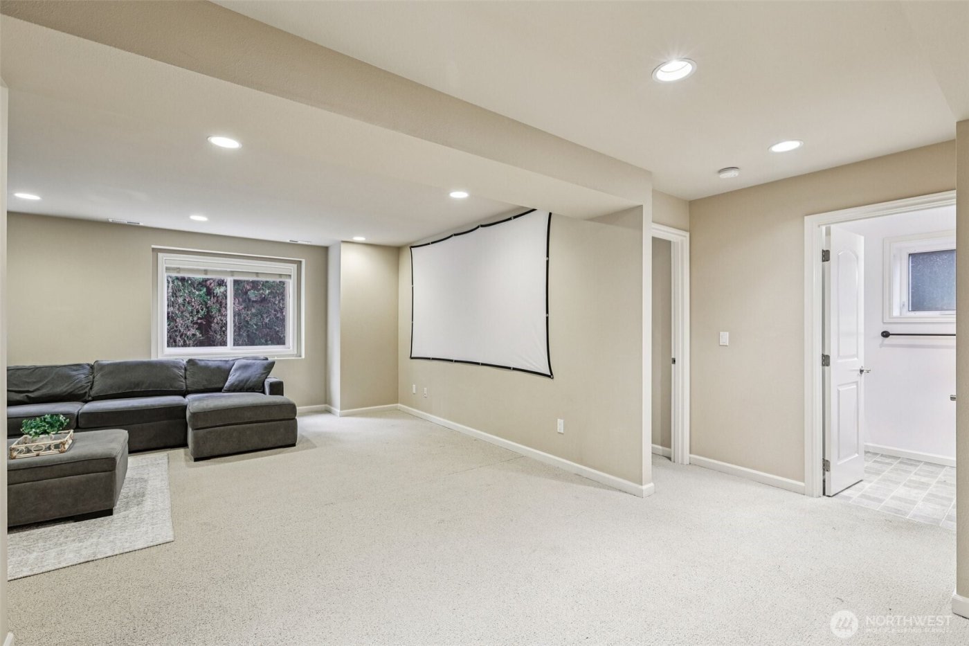 20212 83rd Place NE, Kenmore, WA 98028