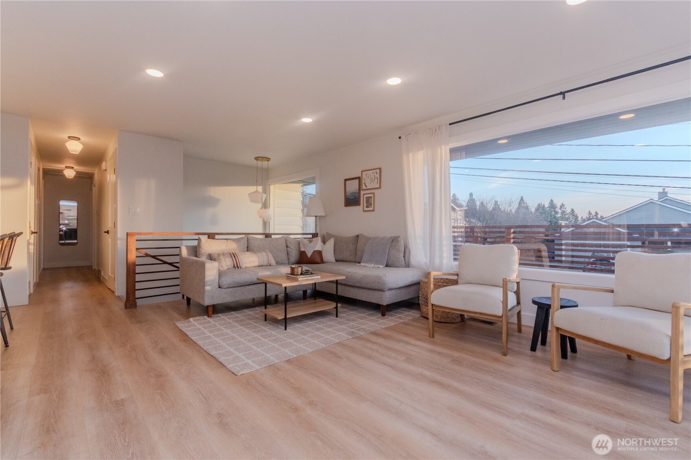 242 SW 186th Street , Normandy Park, WA 98166