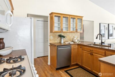 19424 2nd Drive SE #B, Bothell, WA 98012 - Photo 10