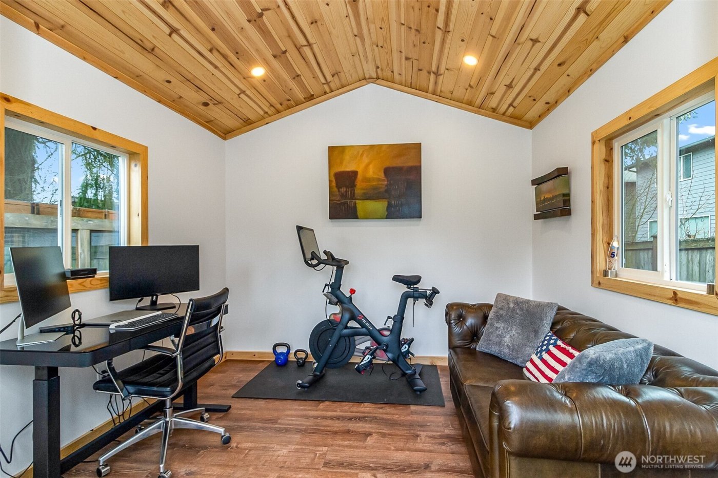 17419 Gravenstein Road , Bothell, WA 98012-9159