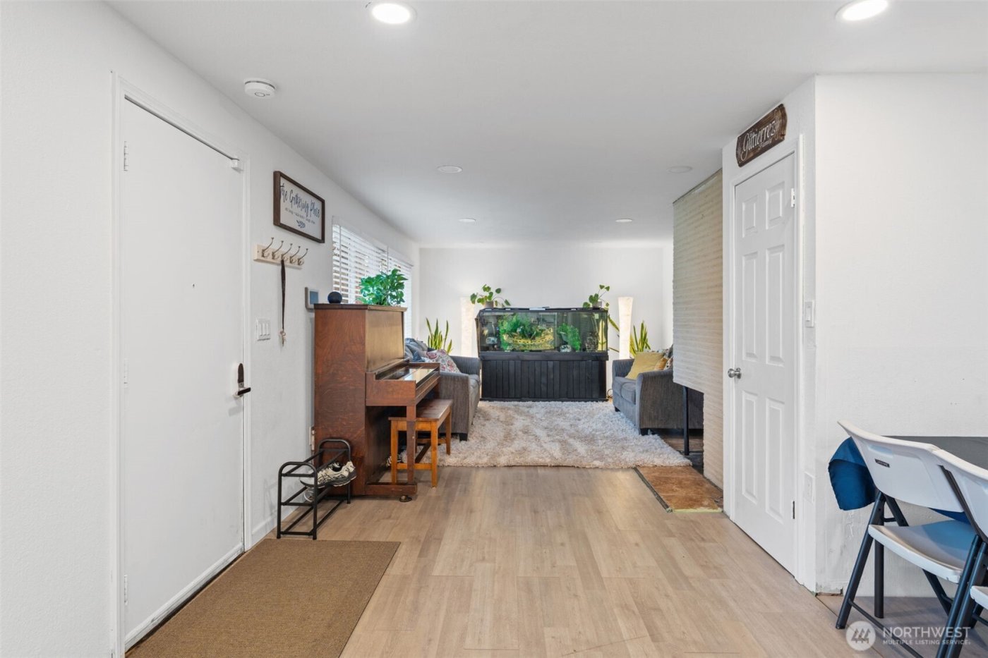 1702 S Mason Avenue , Tacoma, WA 98405