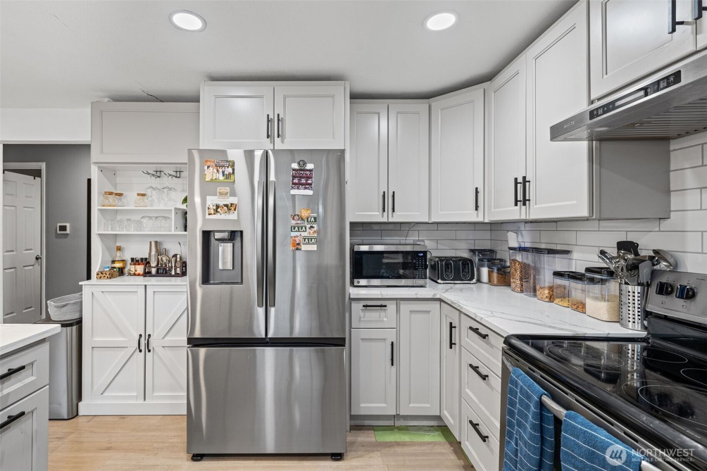 1702 S Mason Avenue , Tacoma, WA 98405