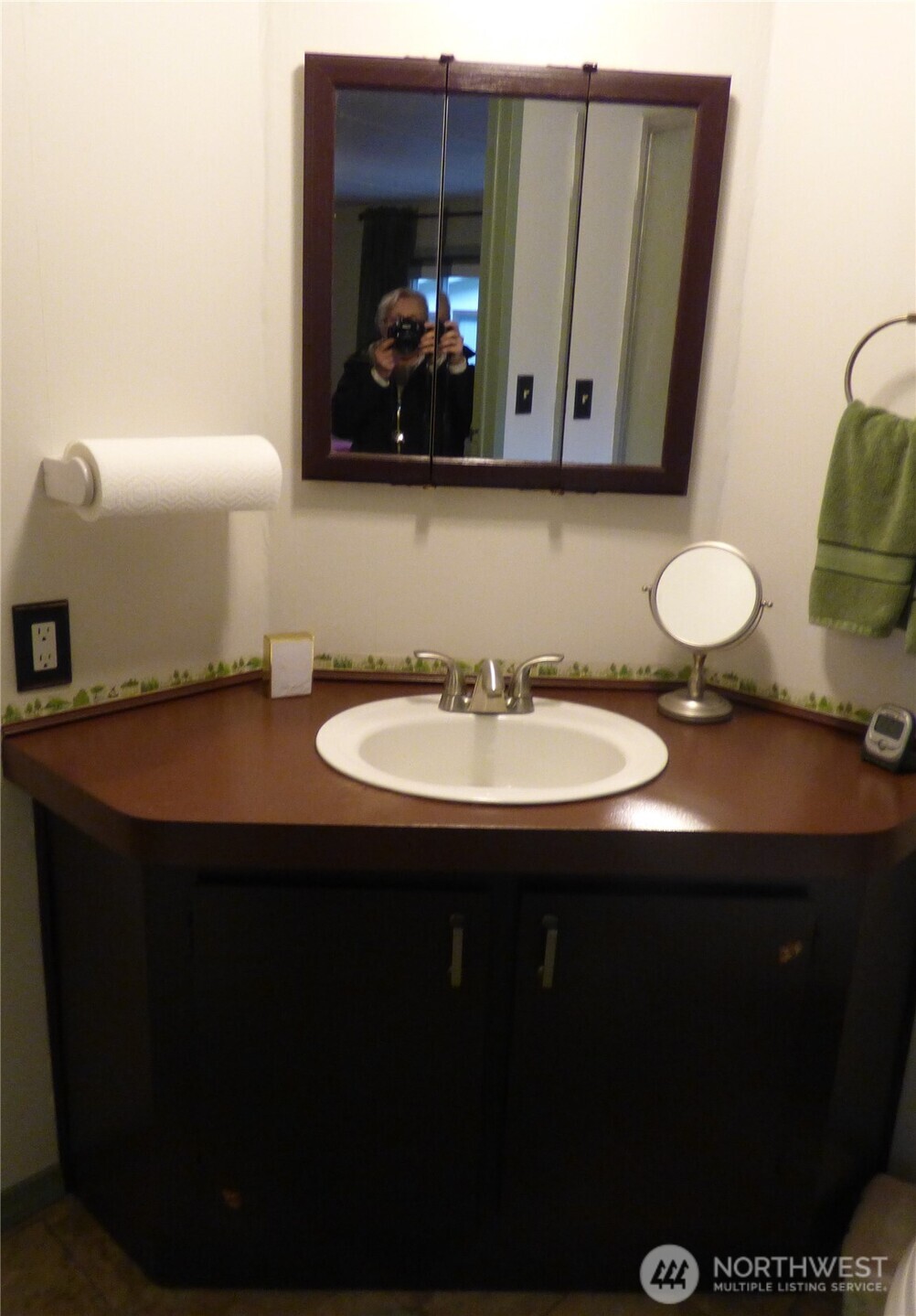 23800 SE Tiger Mountain Road #14, Issaquah, WA 98027-8368