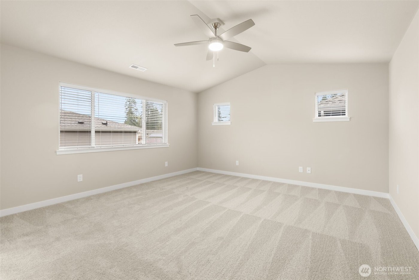 9037 Wyatt Loop SE, Tumwater, WA 98501