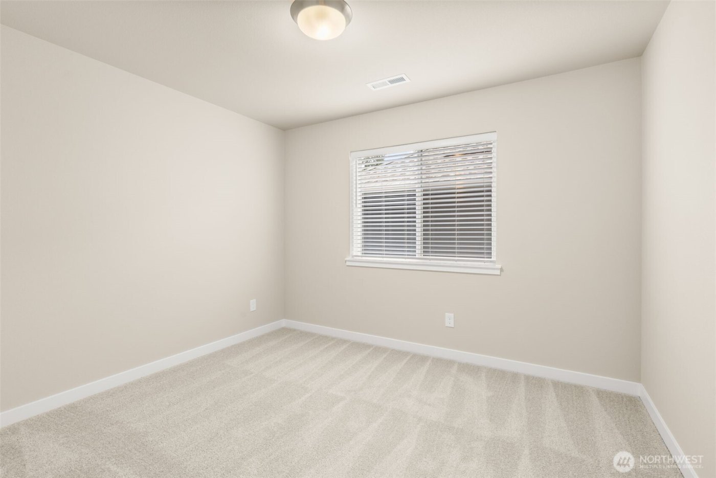 9037 Wyatt Loop SE, Tumwater, WA 98501