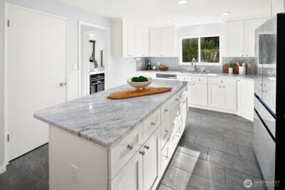 7037 NE 137th Street , Kirkland, WA 98034 - Photo 11