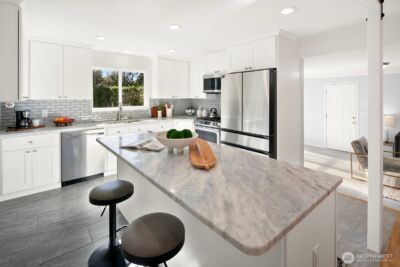 7037 NE 137th Street , Kirkland, WA 98034 - Photo 13