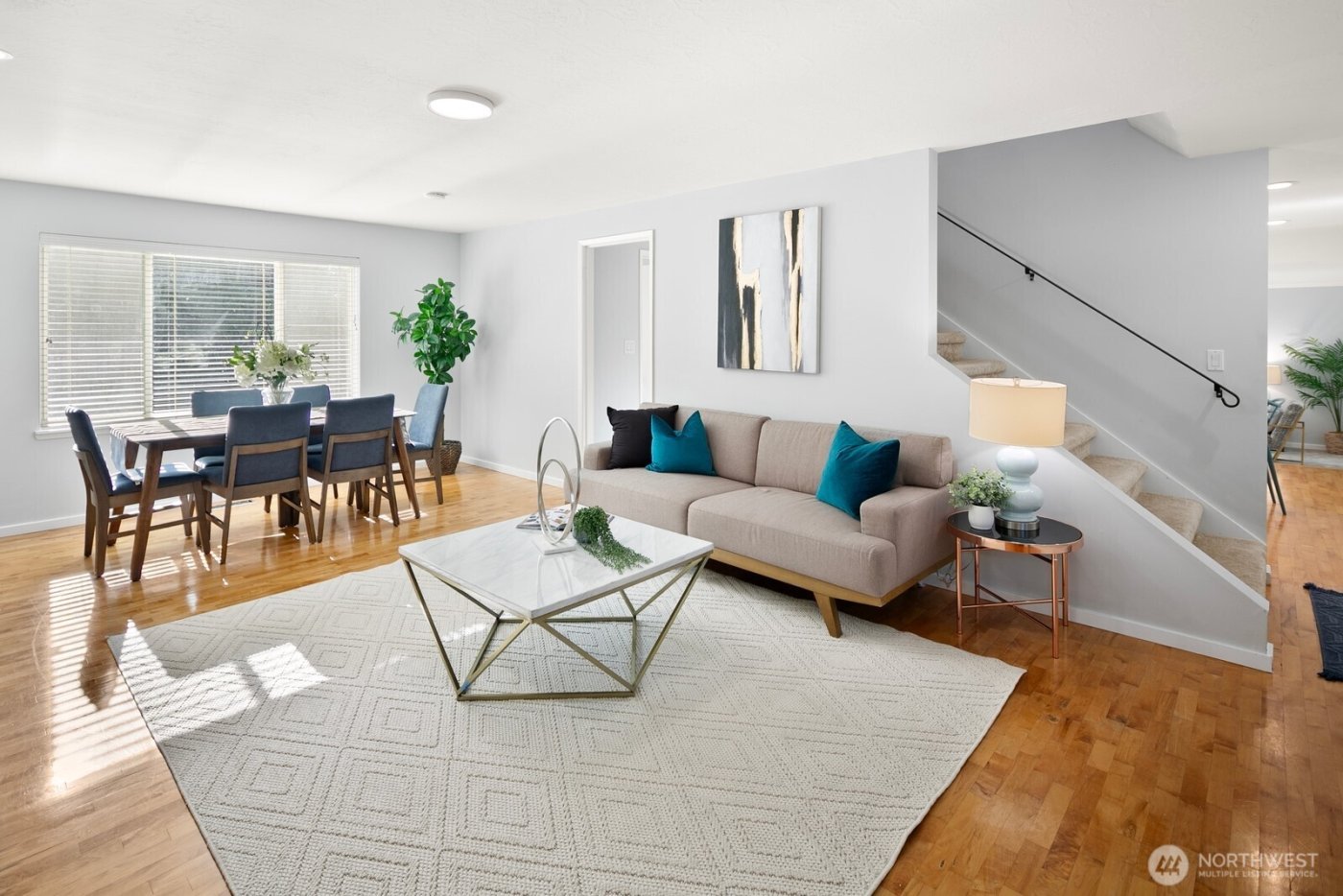 7037 NE 137th Street , Kirkland, WA 98034