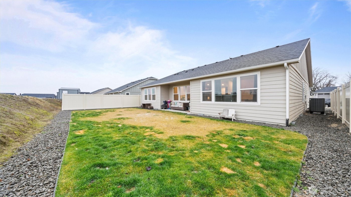 1074 Ava St , Walla Walla, WA 99362