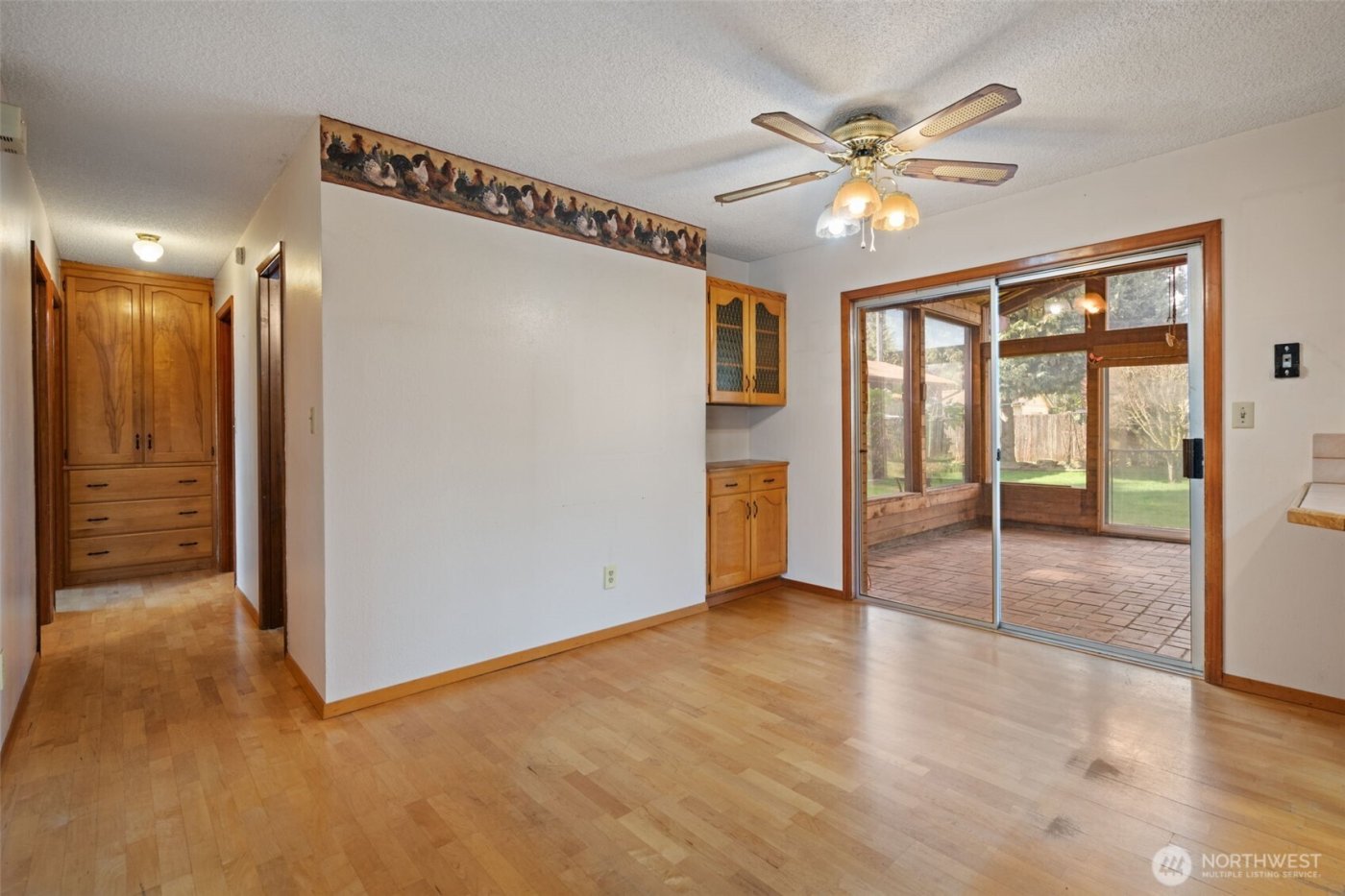 235 9th Street , Washougal, WA 98671