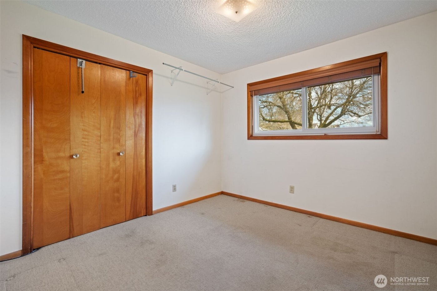 235 9th Street , Washougal, WA 98671