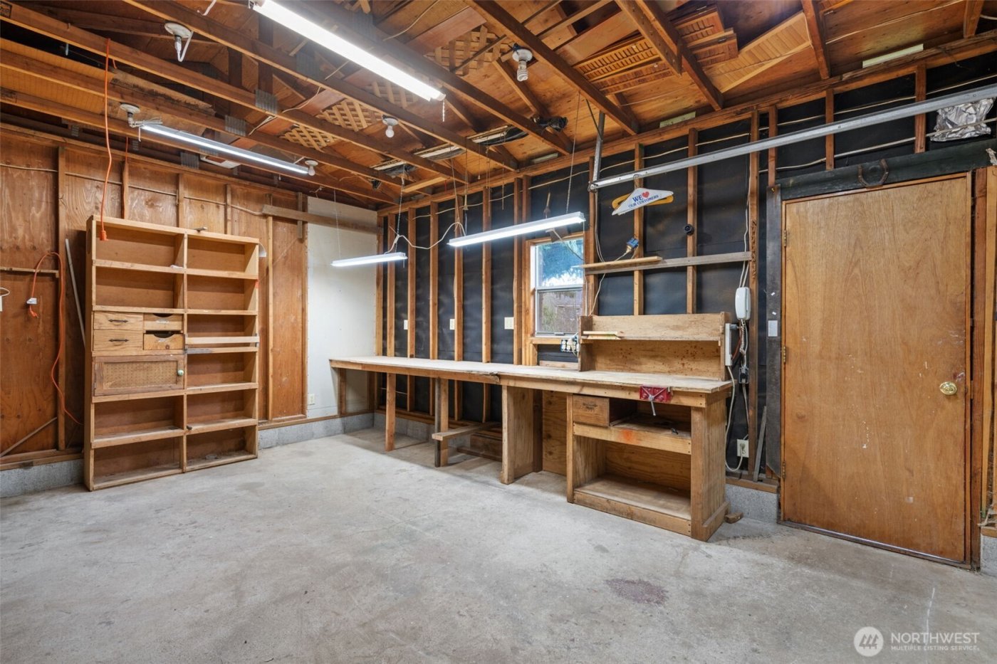 235 9th Street , Washougal, WA 98671