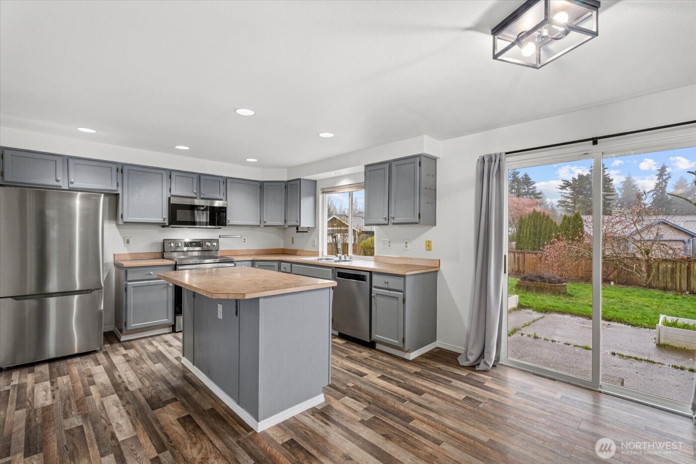 12605 225th Street E, Graham, WA 98338