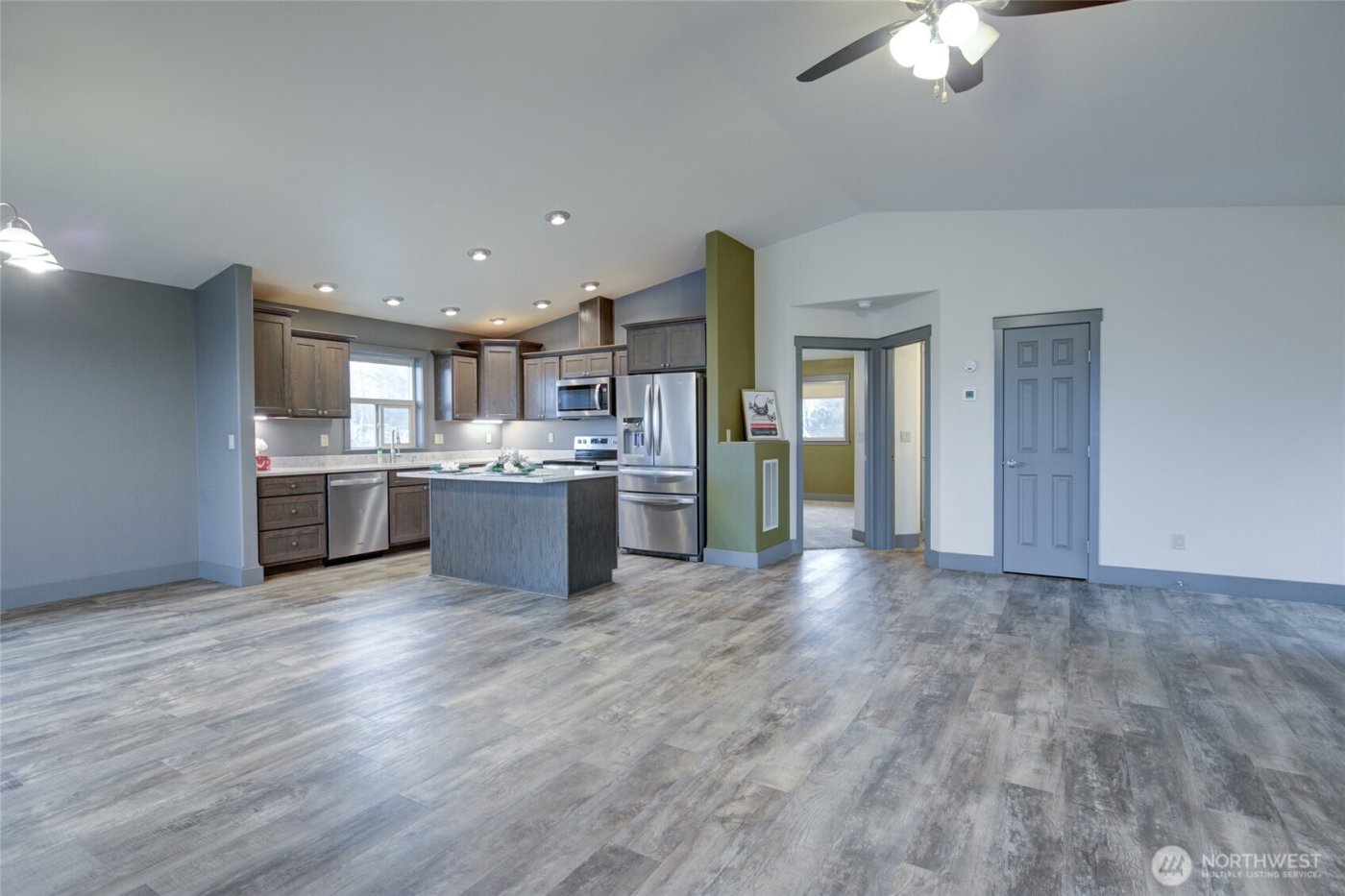 415 Olympic View Avenue NE, Ocean Shores, WA 98569-9359