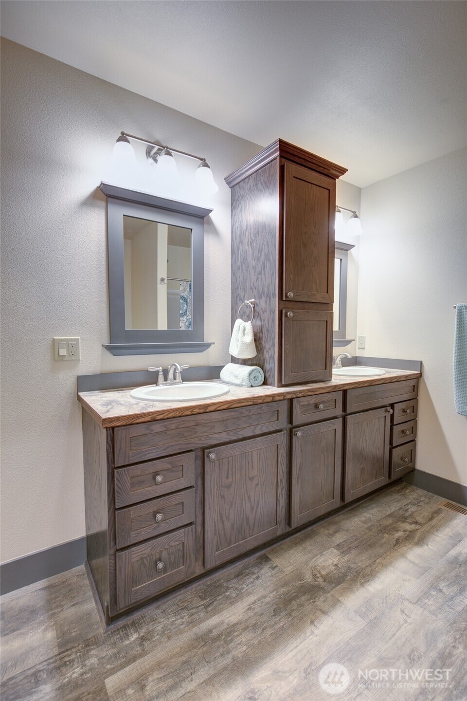 415 Olympic View Avenue NE, Ocean Shores, WA 98569-9359