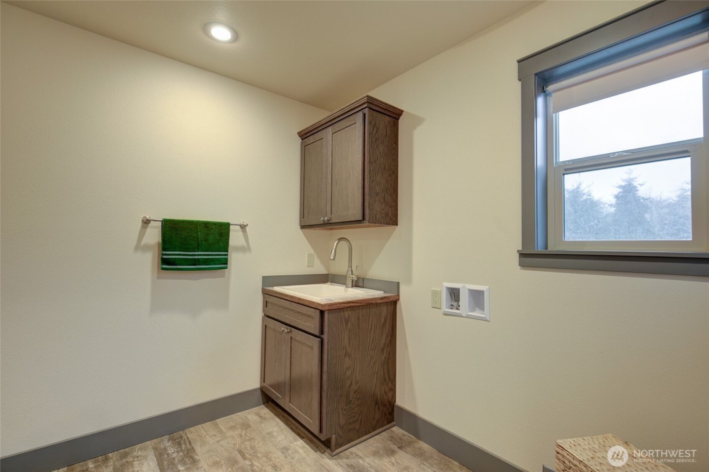 415 Olympic View Avenue NE, Ocean Shores, WA 98569-9359