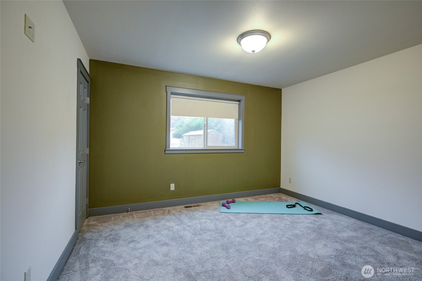 415 Olympic View Avenue NE, Ocean Shores, WA 98569-9359