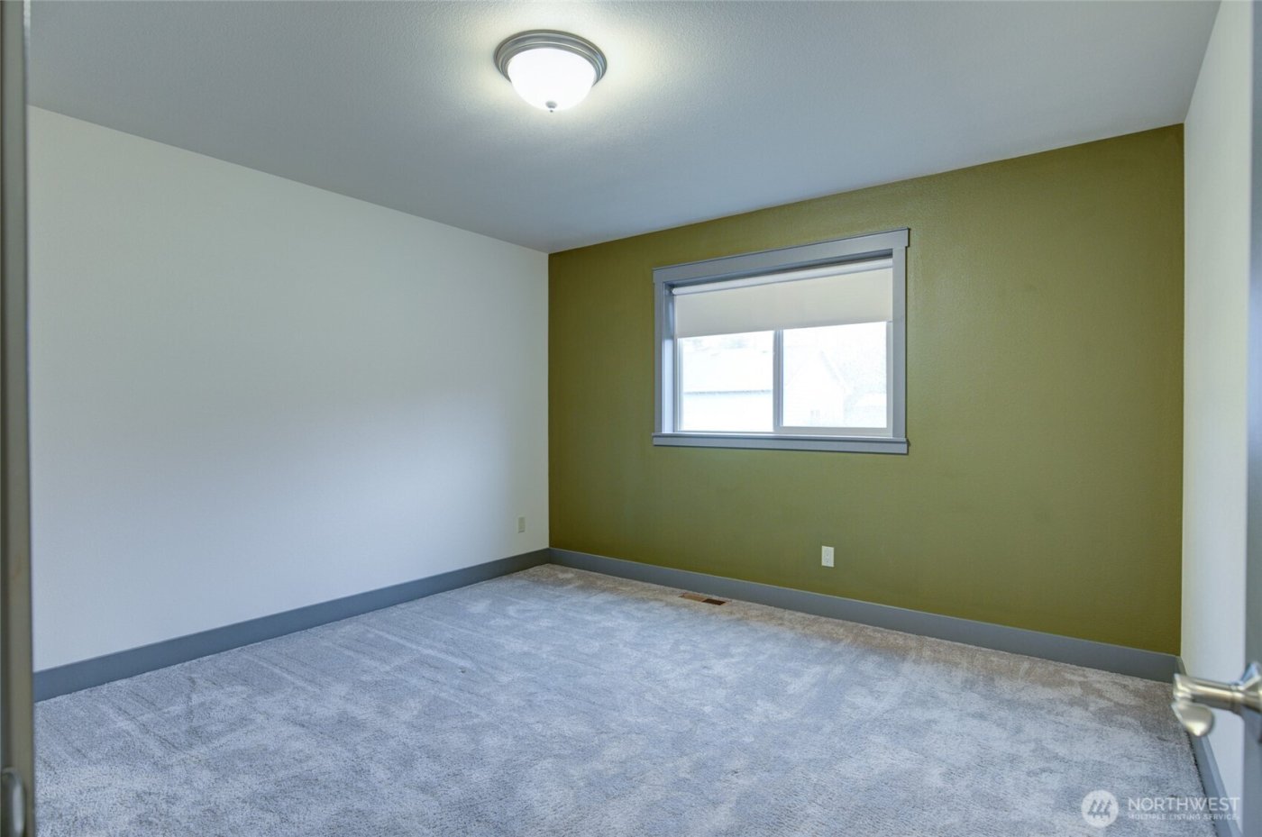 415 Olympic View Avenue NE, Ocean Shores, WA 98569-9359